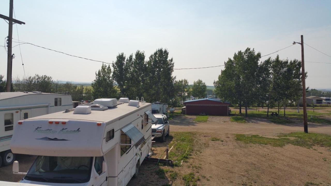 Alahart Motel Dawson Creek Eksteriør billede